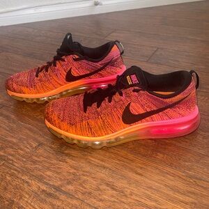 Nike Flyknit Max Running Shoes Total Orange Pink Fireberry - Women’s Size 10